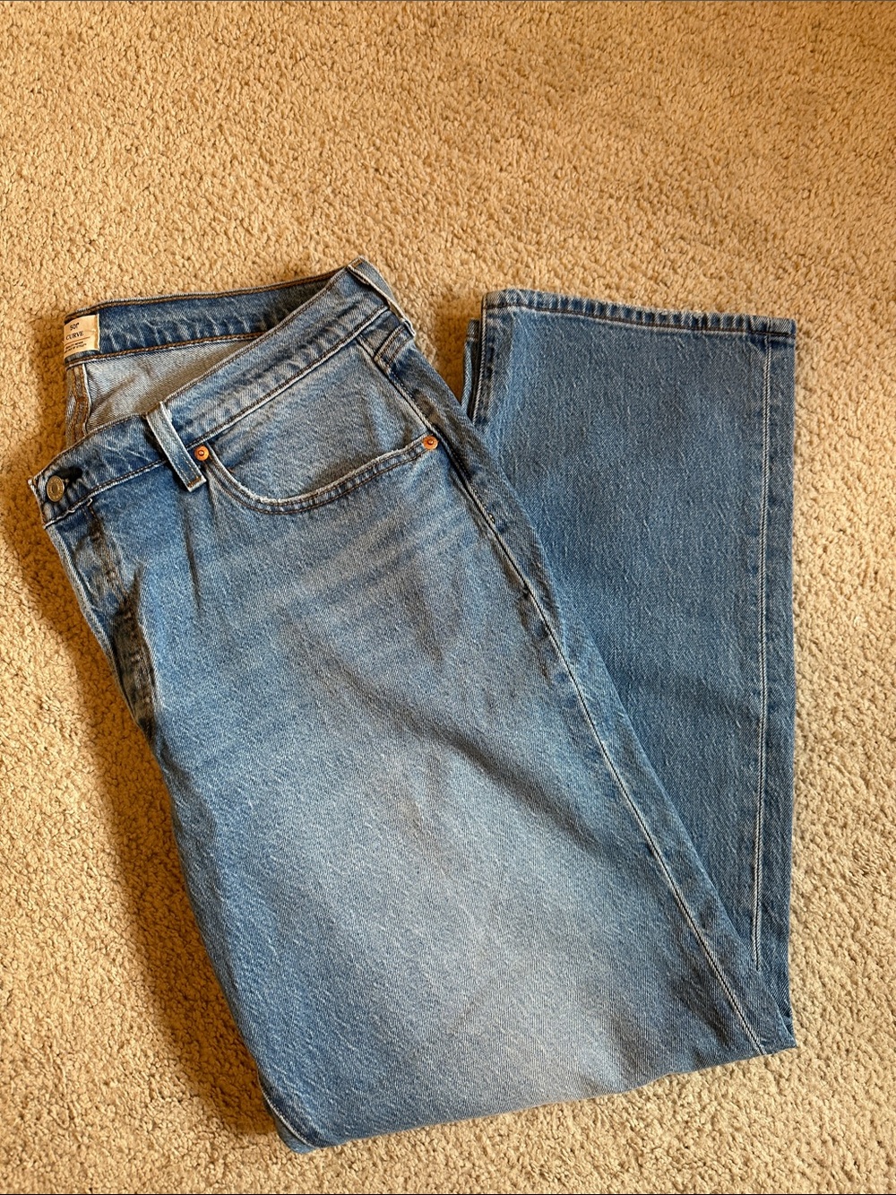 Levi’s 501 Curve Jean